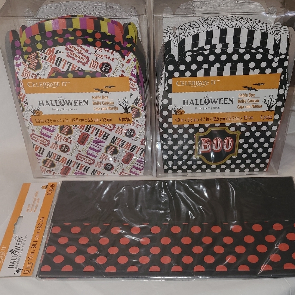 Celebrate It 🍬 Halloween Gable Treat Boxes (2 Sets Of 6) & Treat Liners (10pc)